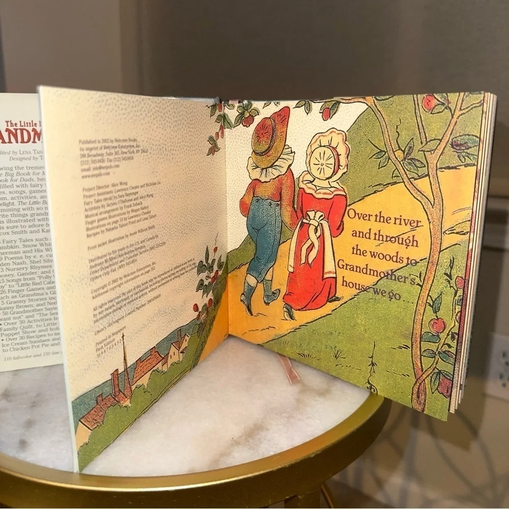 The Little Big Book for Grandmothers 2002 First Edition Keepsake Gift Book
